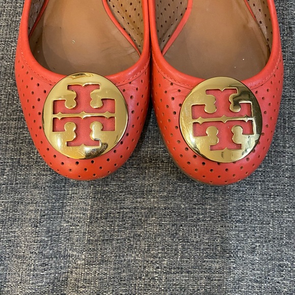 Tory Burch Perforated Reva Ballet Flat Women Size 7 - Picture 3 of 9